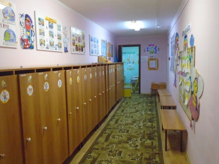 Приемная средней группы