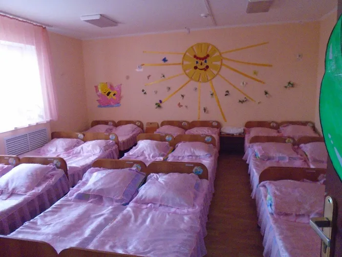 Спальня средней группы