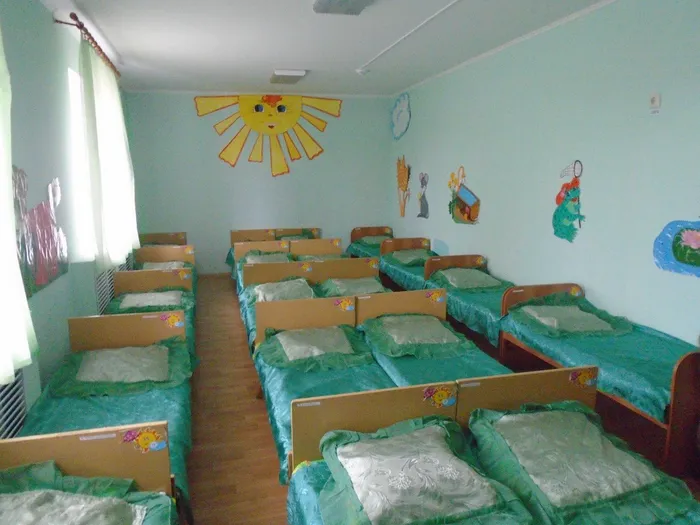 Спальня старшей группы