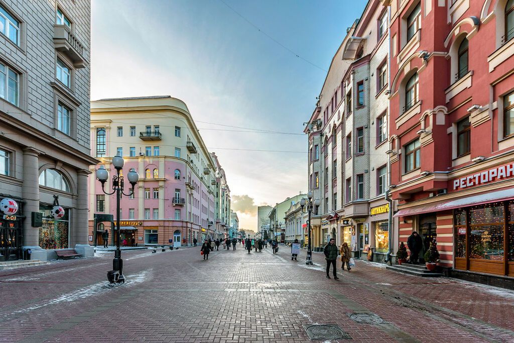 04-23-p96ya8-staryy-arbat.cd9f7e96